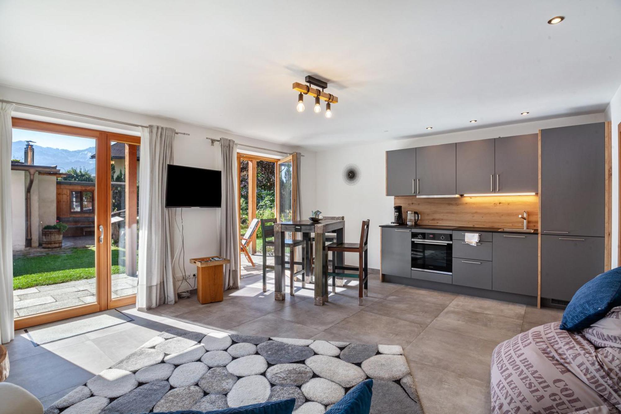 Falkenstein Apartment *