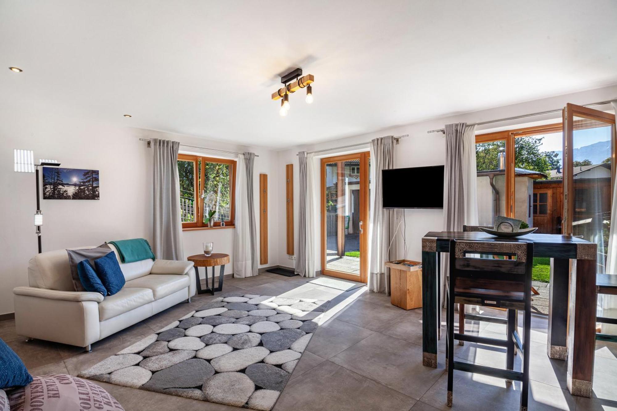 Falkenstein Apartment *
